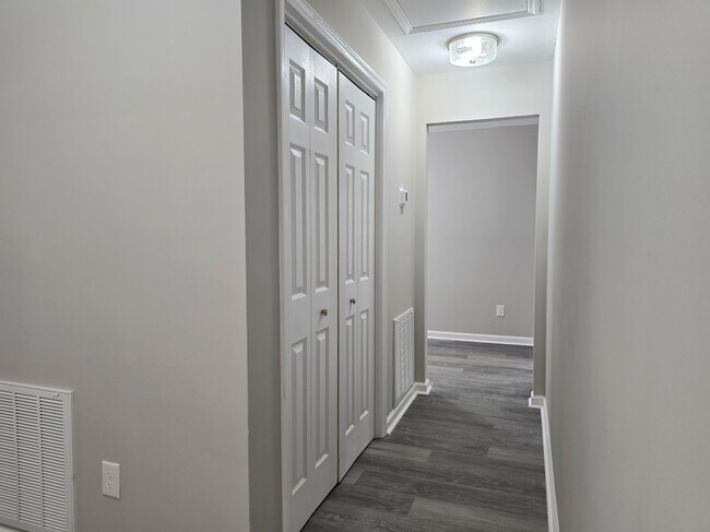 Building Photo - 2327 Tobacco Rd