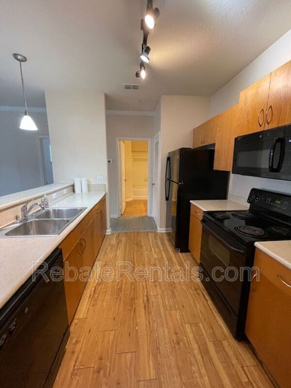 Building Photo - 8290 Gate Pkwy W