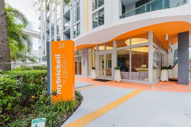 Building Photo - 31 SE 6th St