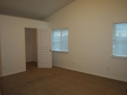 Building Photo - 5007 Spirea Dr