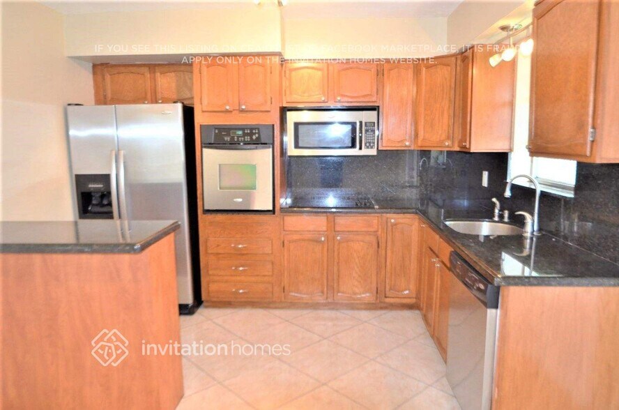 Building Photo - 1141 N 66 Terrace