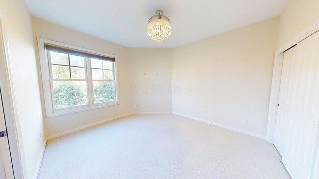 Building Photo - 5745 Newbank Cir