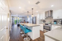 Building Photo - 1038 Jeffery St