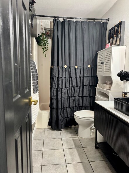 Building Photo - 1268 Orange Ave