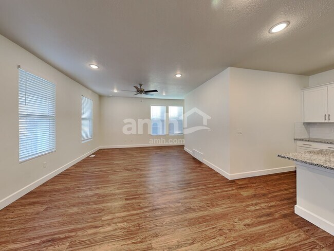 Building Photo - 11128 S Seagrass Dr