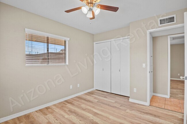 Building Photo - PET FRIENDLY POOL HOME