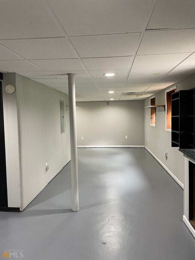 Building Photo - 1808 Meadowglades Dr
