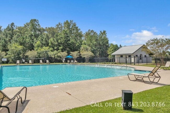Building Photo - 512 Chaff Ln