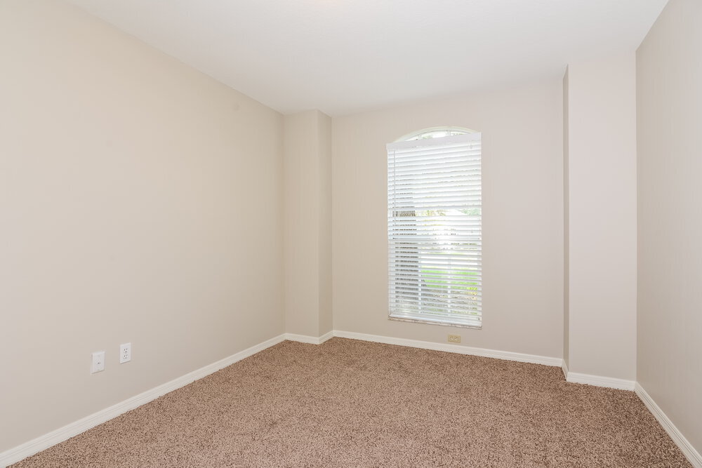 Building Photo - 2304 Tioga Dr