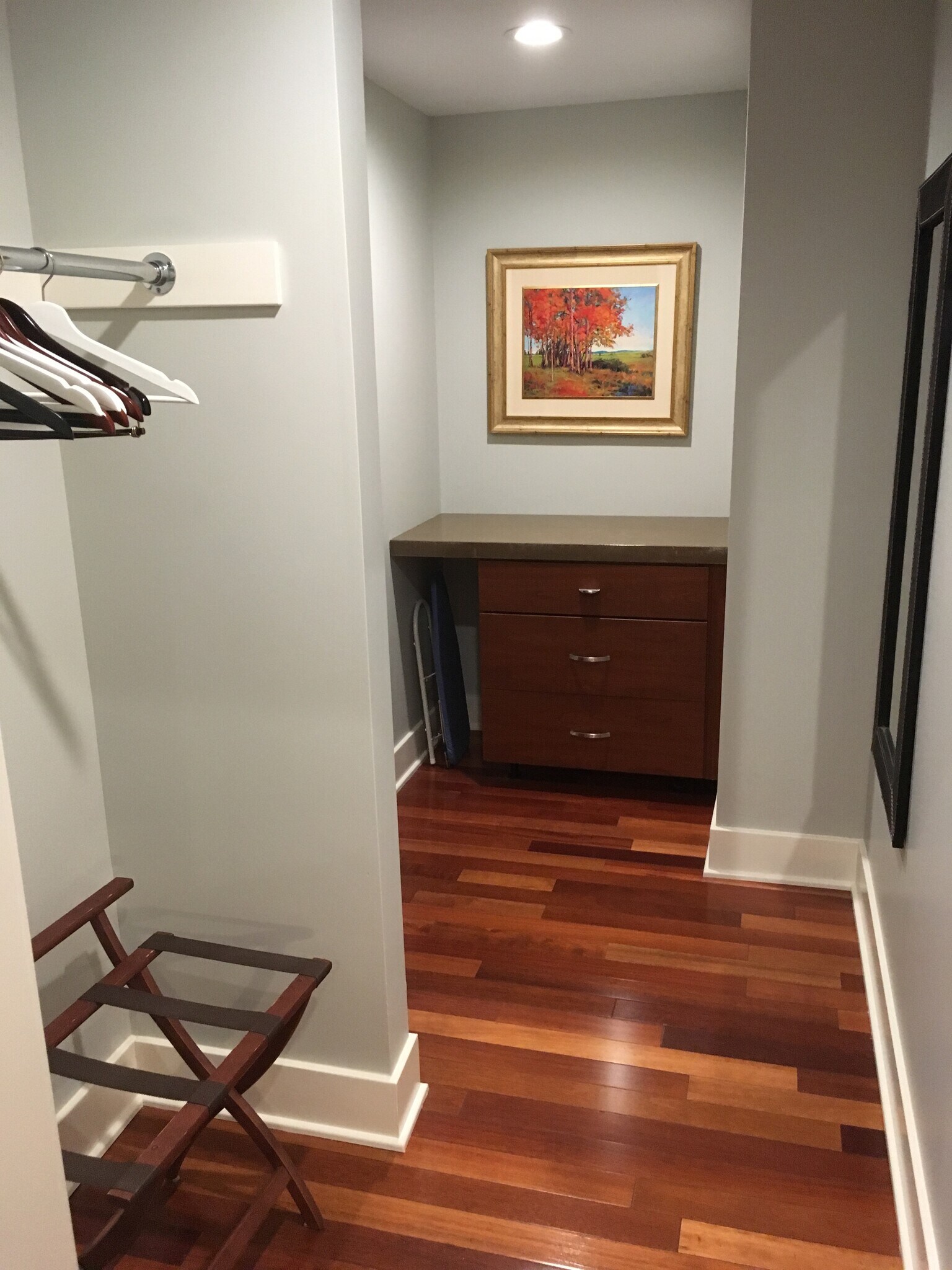 Building Photo - 84 W Front St