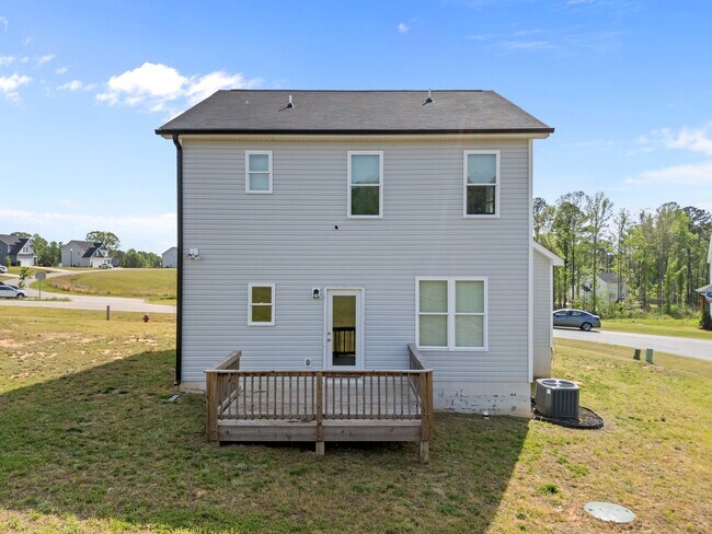 Building Photo - 220 Brisbane Dr
