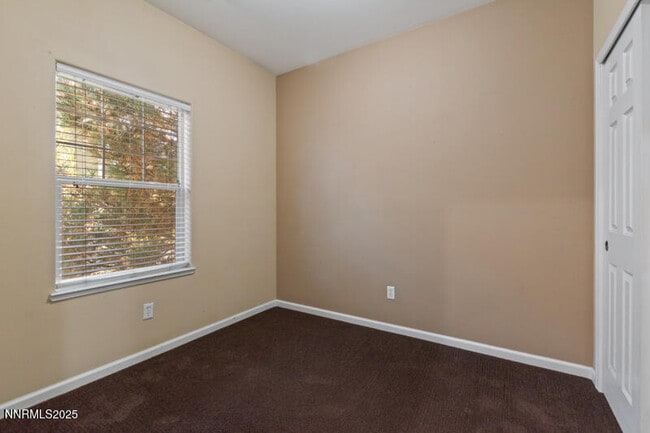 Building Photo - 3550 Mashie Dr