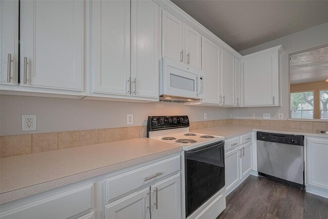 Building Photo - 16739 Libson Falls Dr