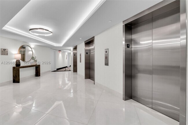 Building Photo - 3180 S Ocean Dr