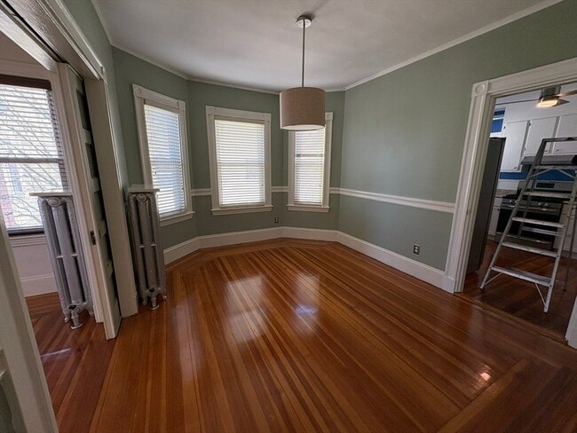 Building Photo - 62 Ibbetson St