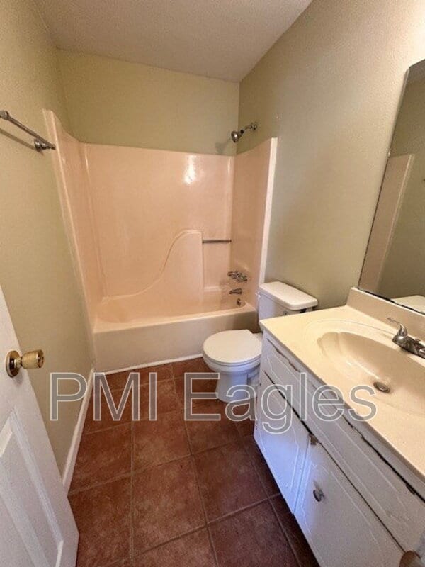 Building Photo - 3444 Arvin Dr