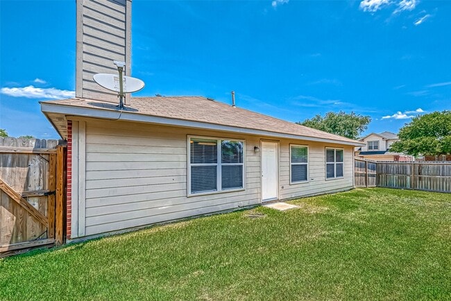 Building Photo - 758 Brushy Glen Dr