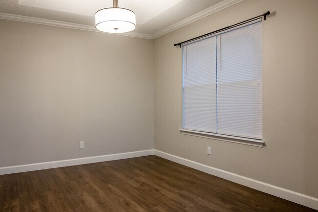 Building Photo - 3/2 located in Ft. Walton Beach