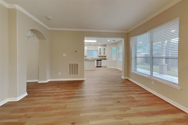 Building Photo - 26871 Castlecliff Ln