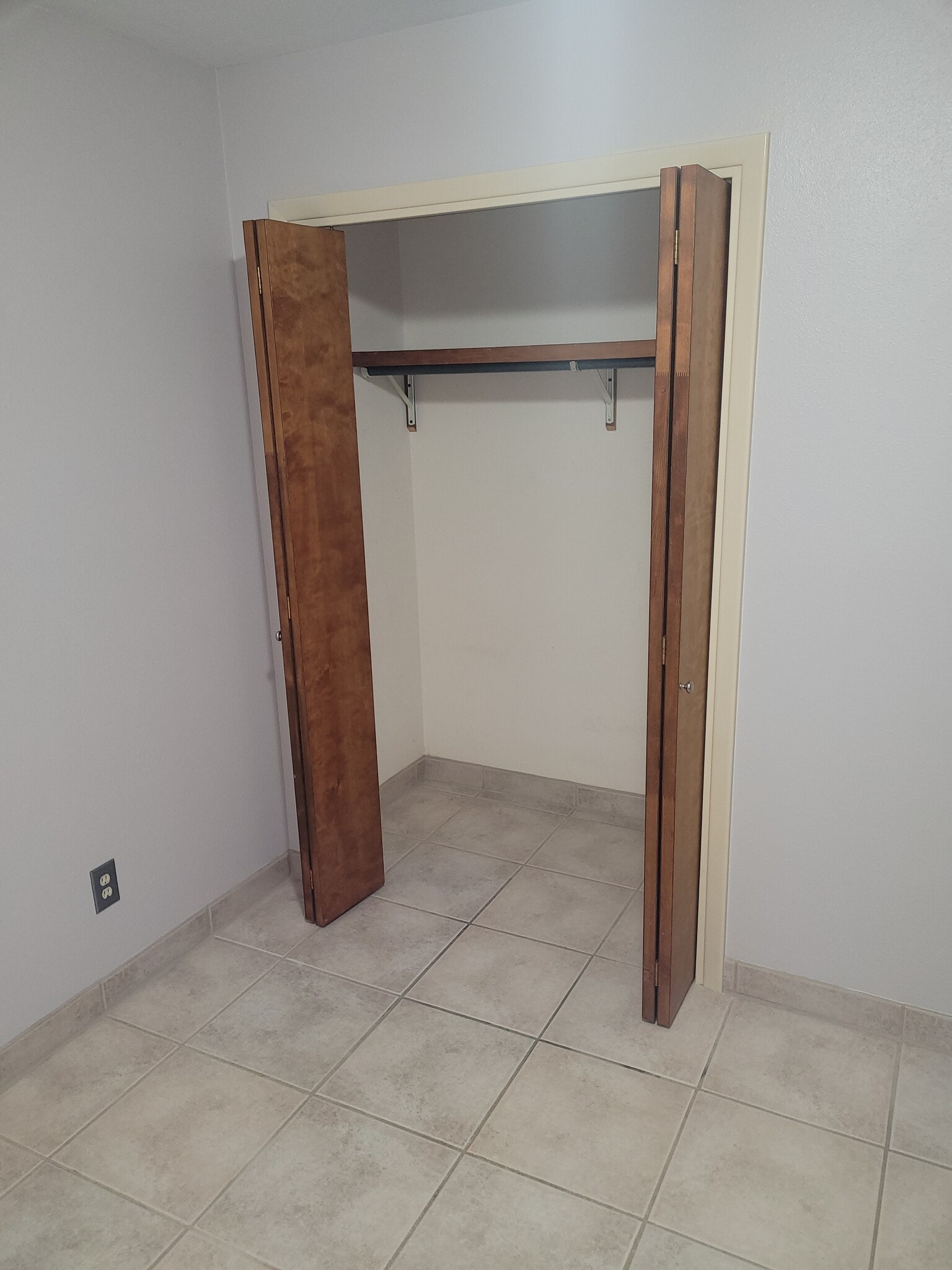 Building Photo - 1319 Pacheco Ct