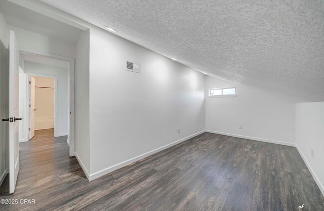 Building Photo - 6226 Wallace Rd