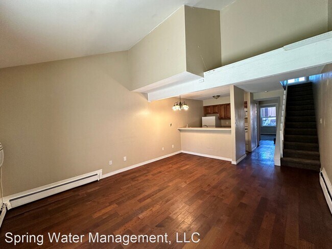 Building Photo - 3 br, 1.5 bath House - 4465 North Carefree...