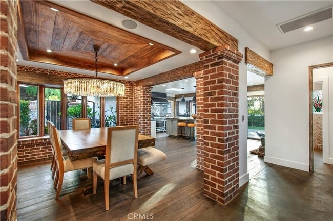 Building Photo - 27151 Mission Hills Dr