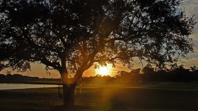 Building Photo - 1217 Debordieu Blvd