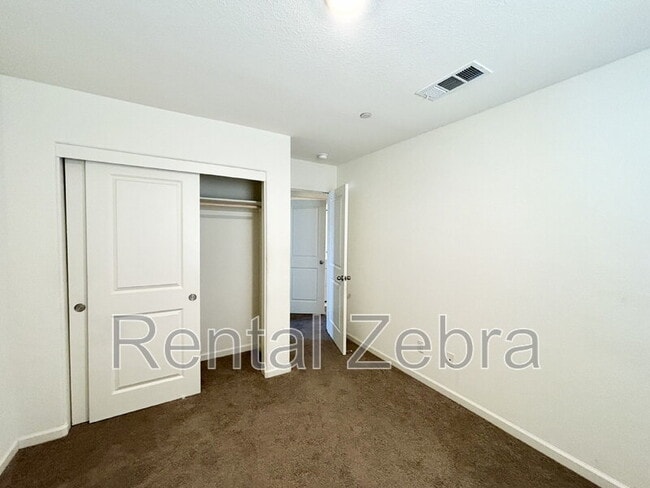 Building Photo - 277 Shafer Ave