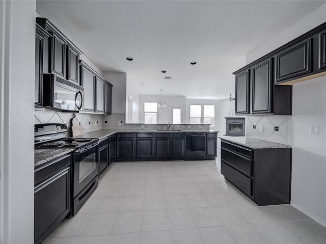 Building Photo - 14923 Lone Spring Dr