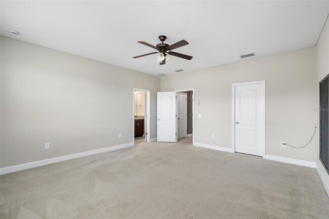 Building Photo - 4123 Windcrest Dr