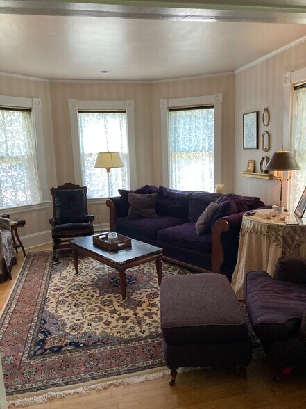 Building Photo - 55 Everett St