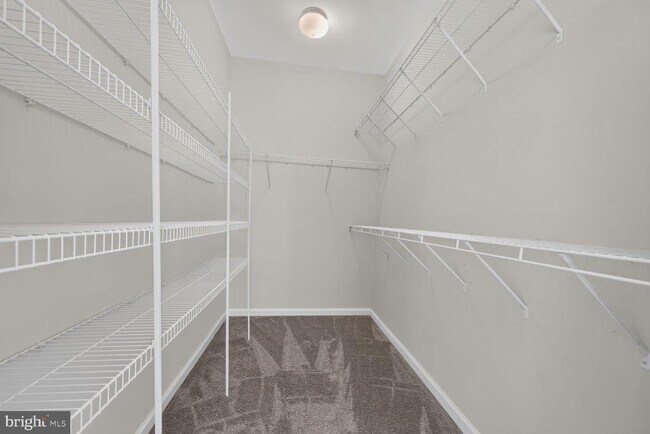 Building Photo - 2293 Merseyside Dr