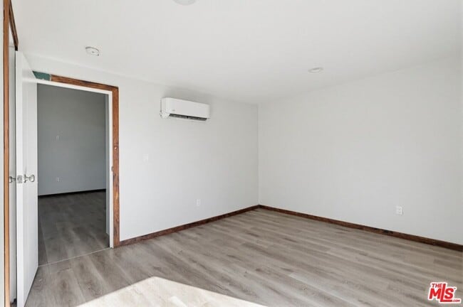 Building Photo - 2163 W 27th St