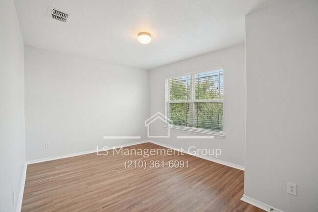 Building Photo - 6018 Upland View