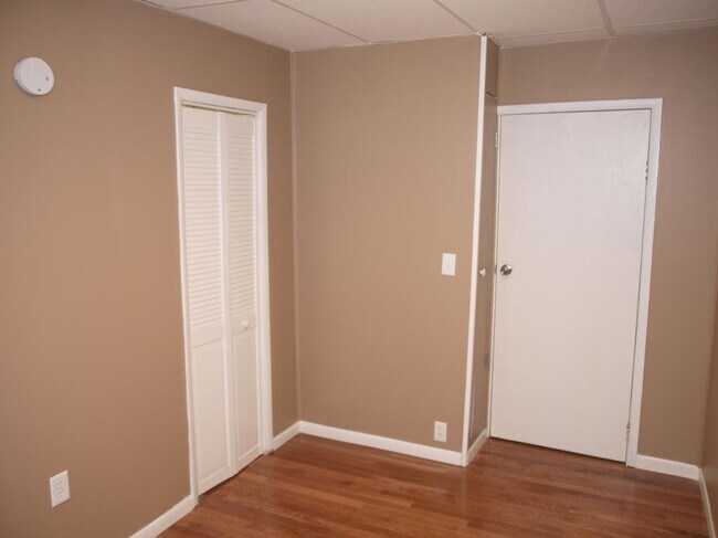 Building Photo - 1914 N 11th St