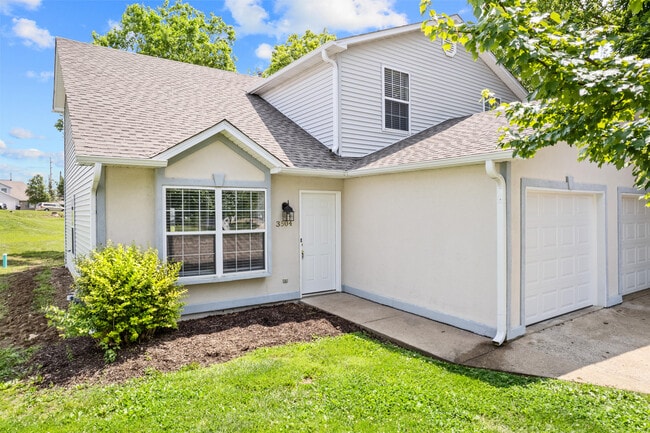 Building Photo - 3504 Delmar Ct