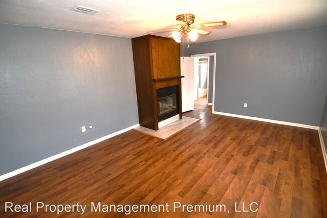 Building Photo - 3 br, 1.5 bath House - 505 Staring Lane