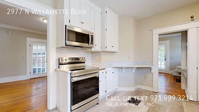 Building Photo - 2977 N Willamette Blvd