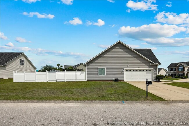 Building Photo - 397 Collinwood Dr