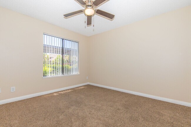 Building Photo - Stop by today at the 1 bed / 1 bath of you...