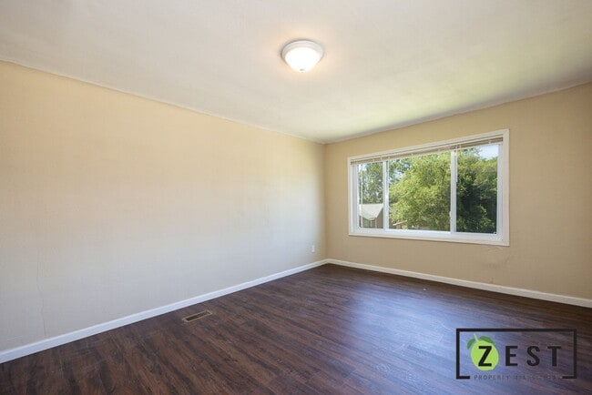 Building Photo - 3785 12th