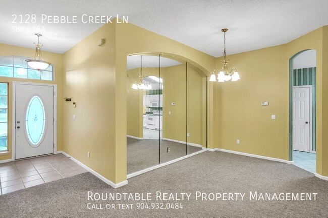 Building Photo - 2128 Pebble Creek Ln
