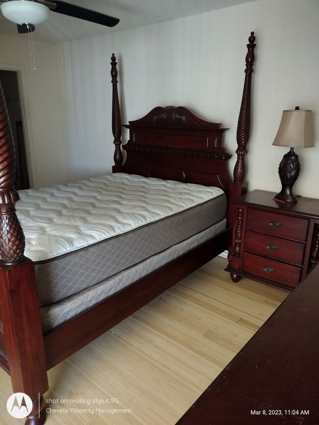 Building Photo - Furnished 2 bedroom with Loft