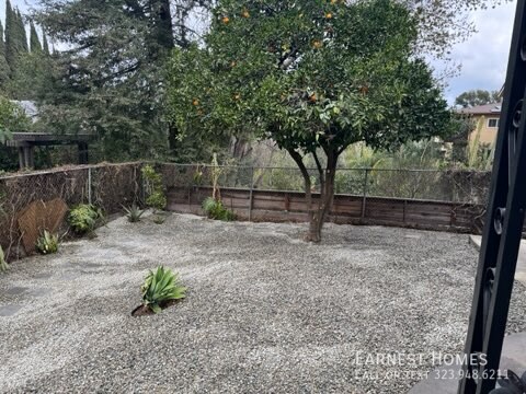 Building Photo - 4735 Nob Hill Dr