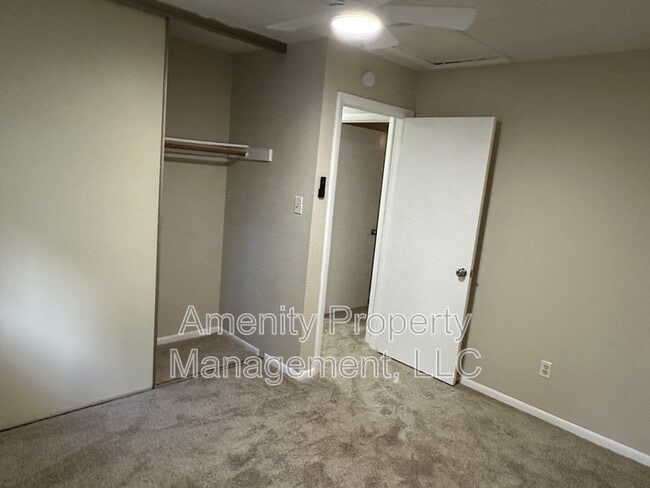 Building Photo - 704 Ninebark Ct