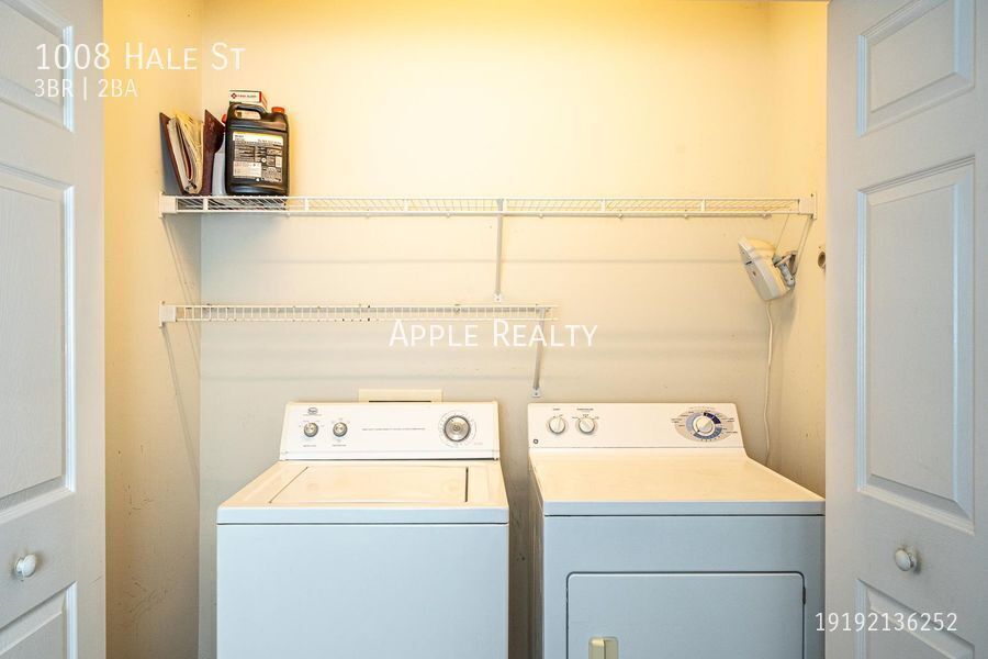 Building Photo - 1008 Hale St