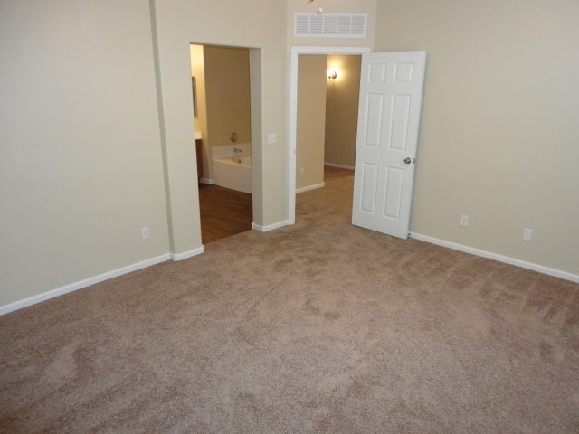 Building Photo - 6405 W Pioneer St