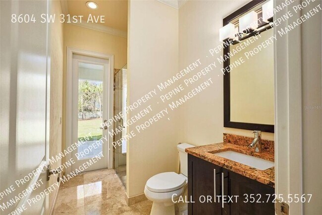 Building Photo - 8604 SW 31st Ave