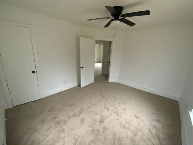 Building Photo - 8200 W 34th St